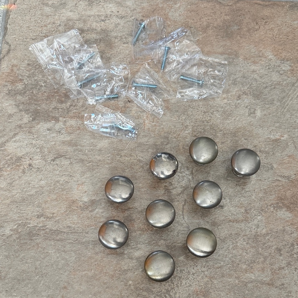 Set of 9 Brushed Chrome Cabinet Knobs and Screws